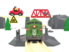 Z MAYABBO bright colors spark imagination during pretend trips.