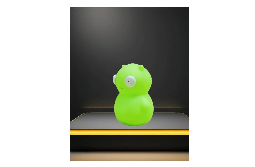 Zacopne Kuchi Kopi glow-dark room shot shows glow effect.