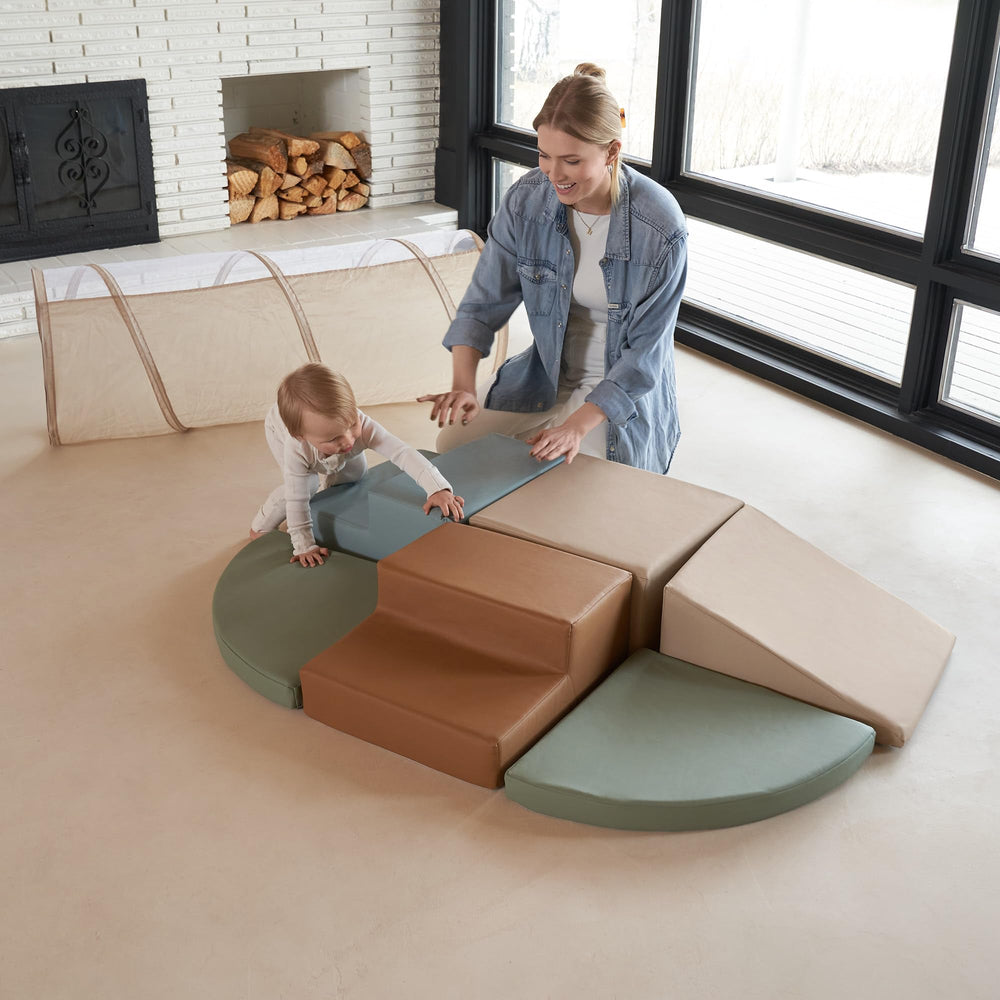 ZICOTO Fun climbing square piece encouraging motor coordination during play.