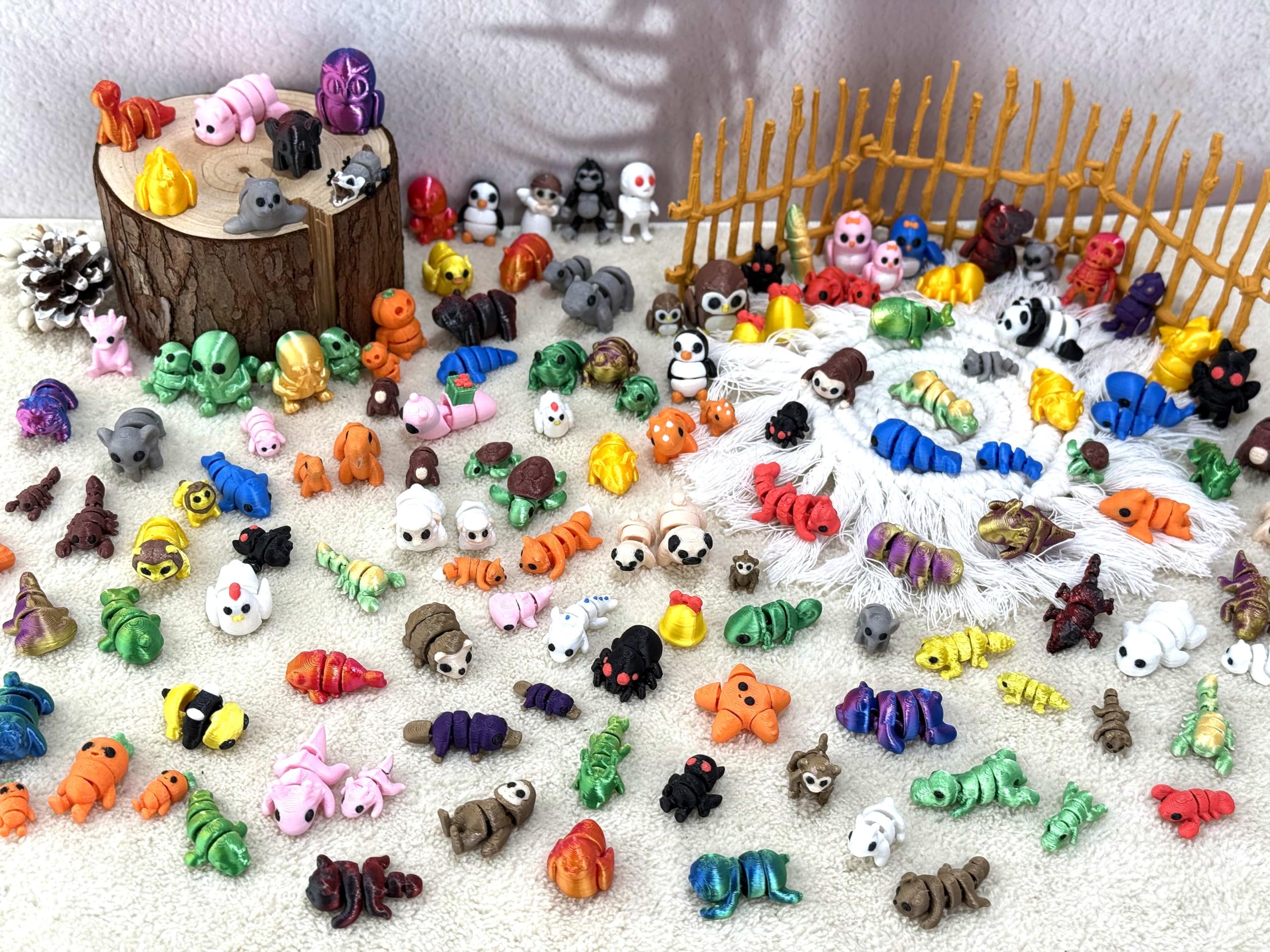 150Pcs Random 3D Printed Animals miniatures ideal for desk display.