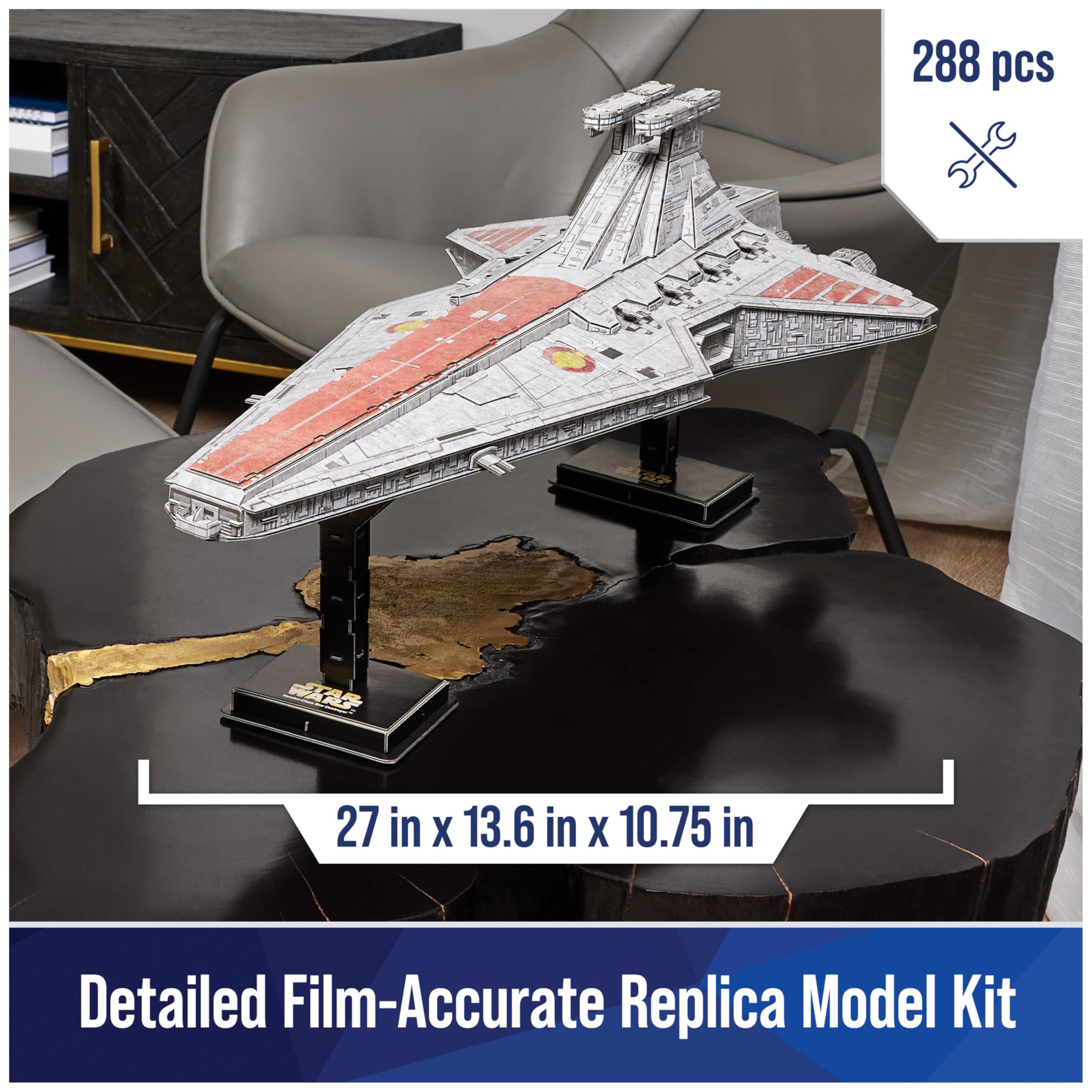 4D Build Venator desk-display angle highlights movie-quality details
