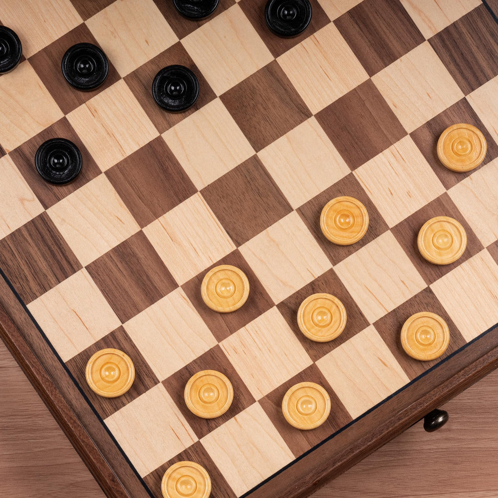 A&A extra queen included for flexible setup and longer play.