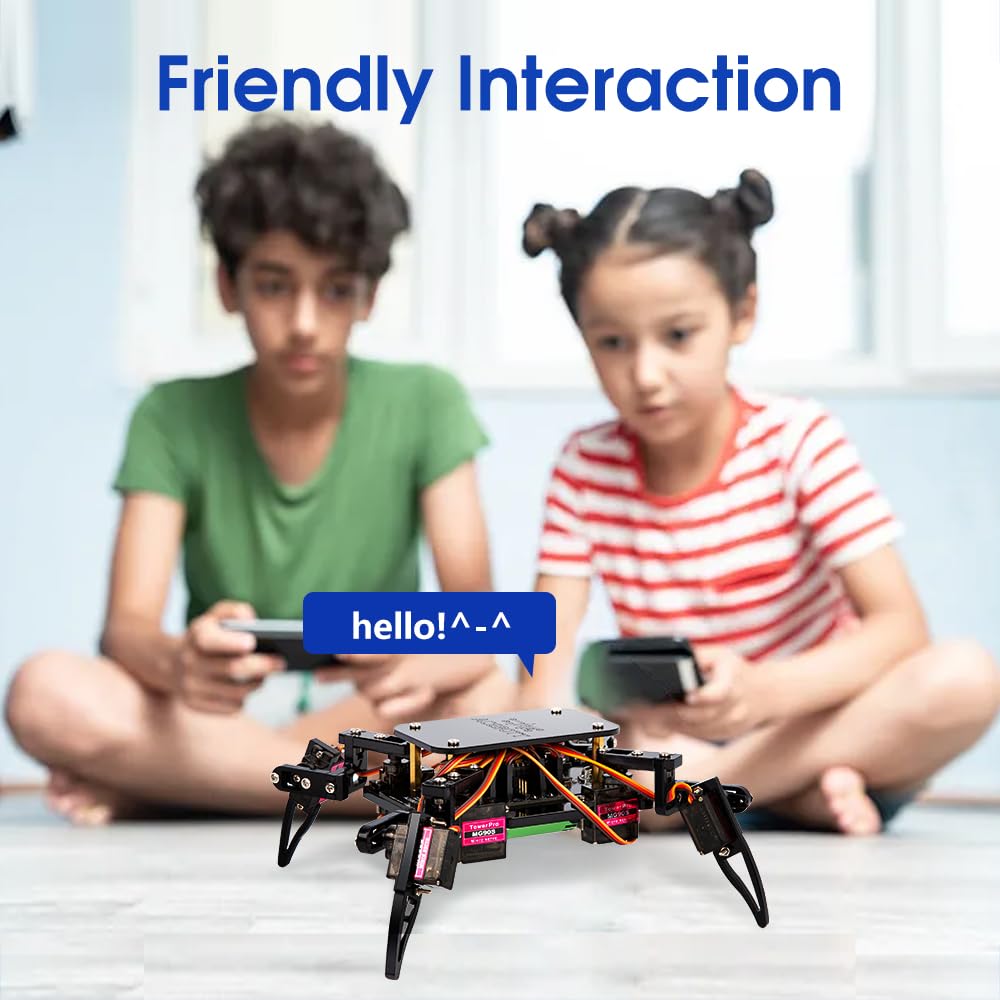 ACEBOTT family-building session featuring collaborative robotics learning
