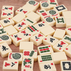 Aceshmir American Mahjong set ideal for family gatherings and game nights
