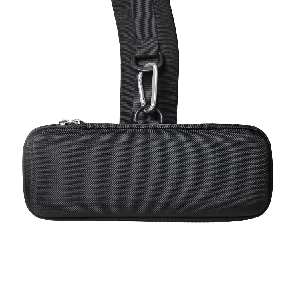 Protected corners on Adada travel case cushion accidental bumps during busy travel