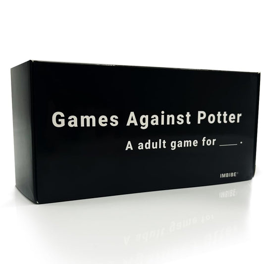Againt Crimes Potter Edition: 600 cards in the compact box for versatile party gameplay.