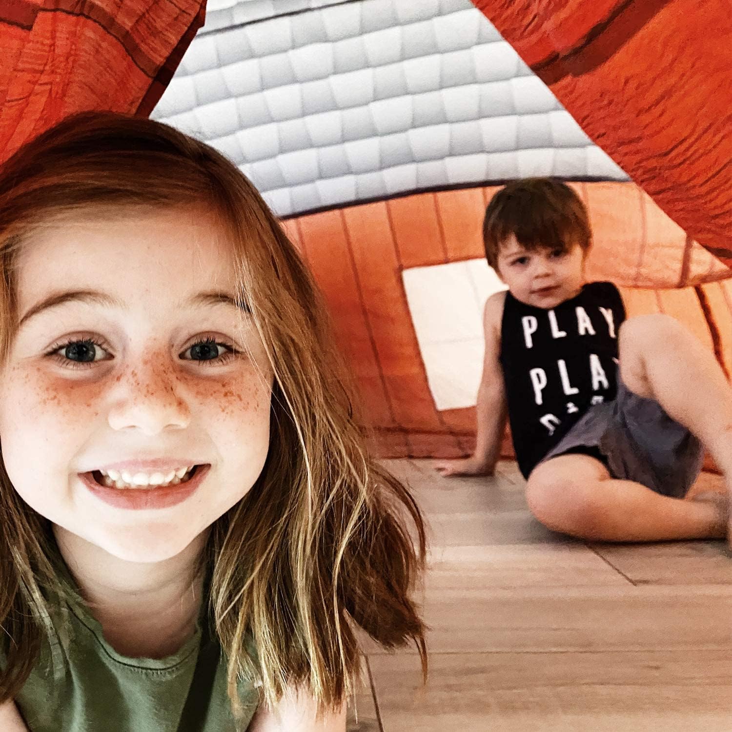 AirFort safety mesh viewing window supports easy peek-and-seek for kids.