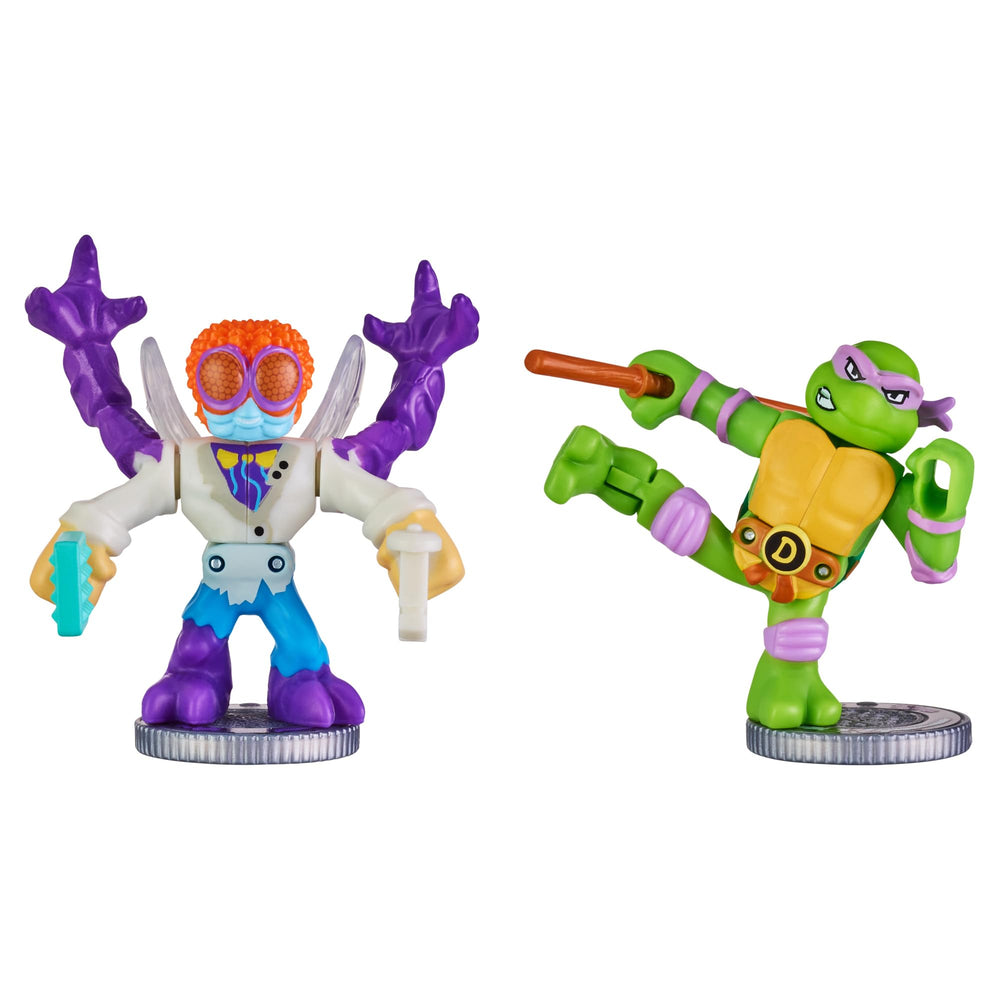Akedo kids playing with TMNT Versus Pack straight out of the box.