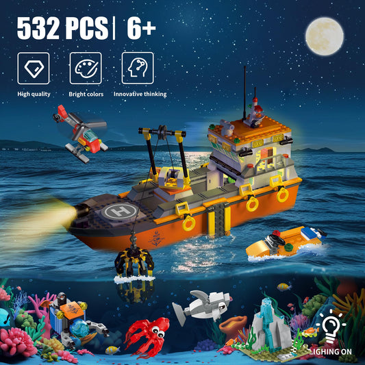 AKWME City Ocean Explorer submarine ready for underwater exploration play.