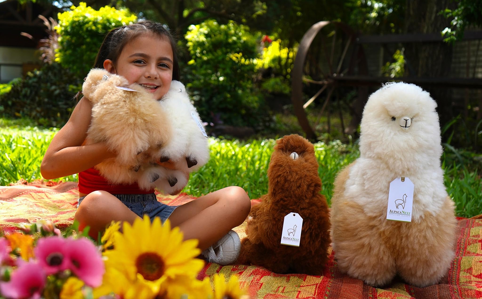 AlpacaNext handmade in Peru, genuine fur for an authentic feel.