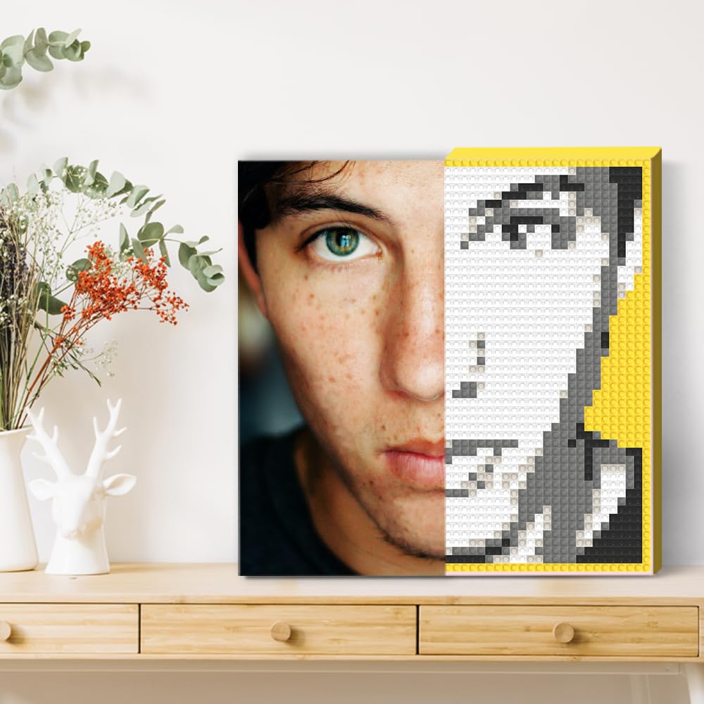 Amalia mosaic portrait bricks grey for smooth shading