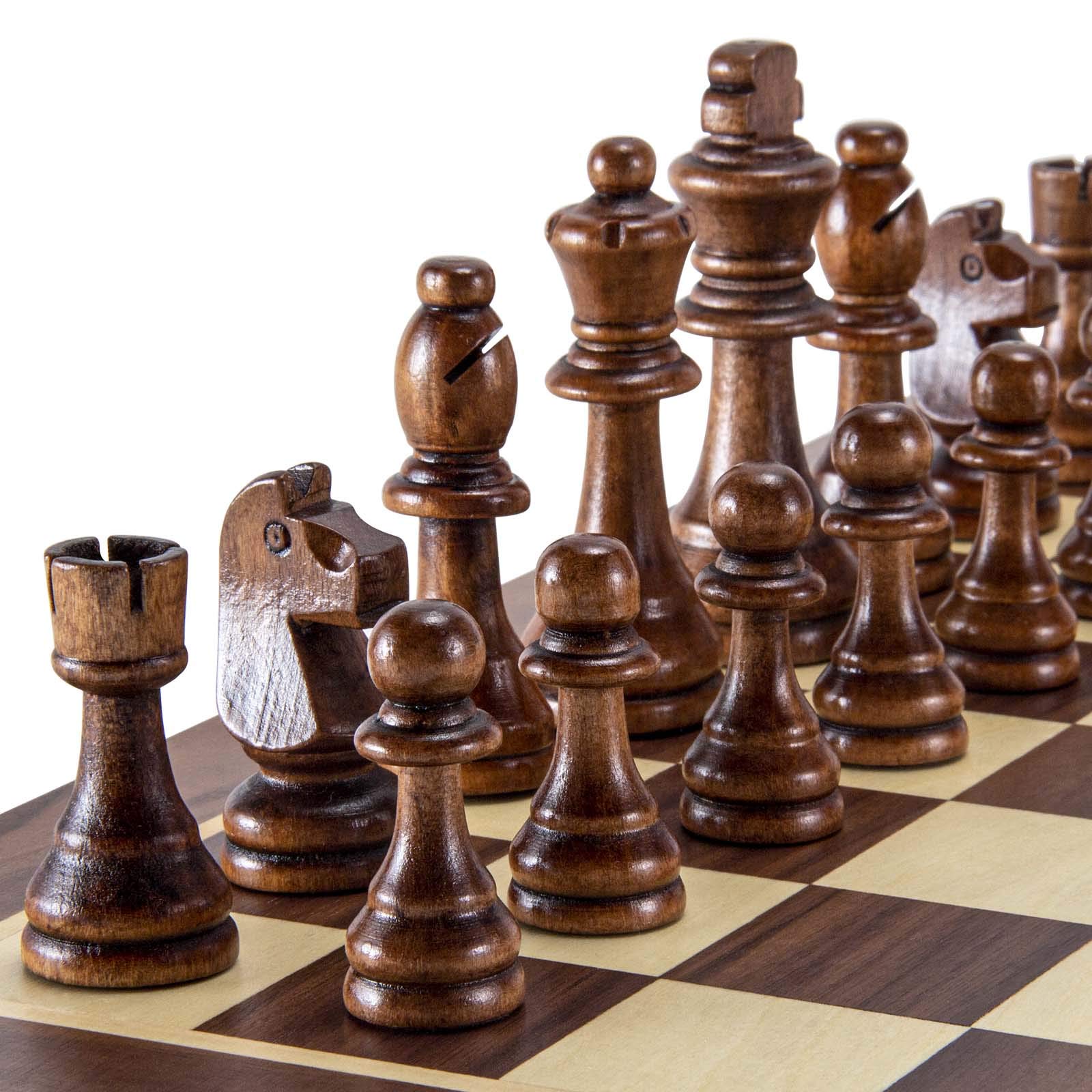 AMEROUS wooden chess pieces featuring a 3.5-inch king for durable play.