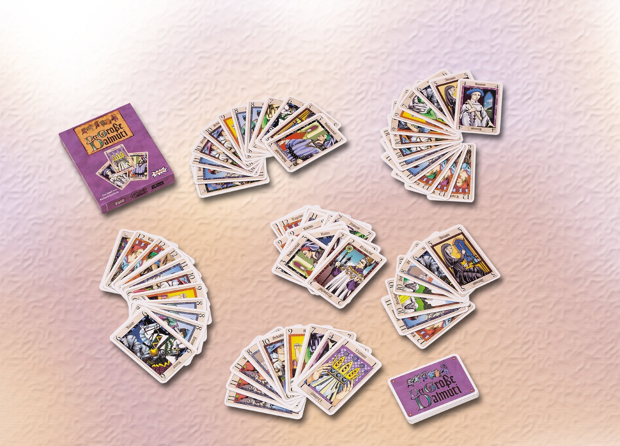 AMIGO The Great Dalmuti cards on table during a turn