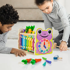Amtreen frog clock design image fosters curiosity about time concepts.