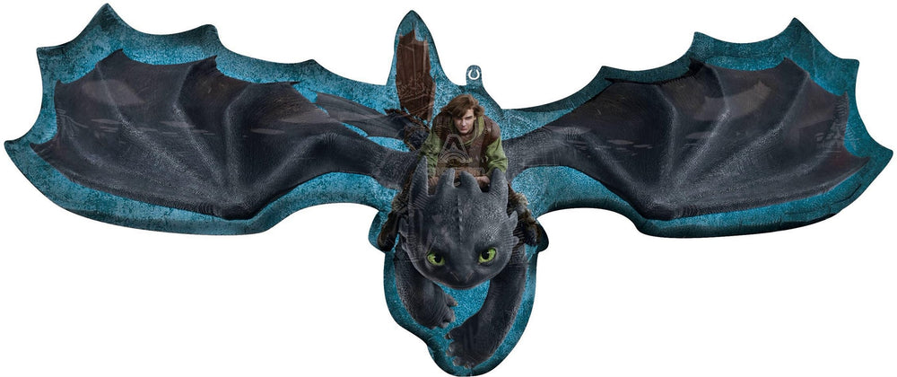 Anagram Hiccup and Toothless 17-inch round foil balloons add playful character to the scene.