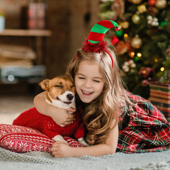 Aneco star-shaped headband adds playful touch to holiday photos.