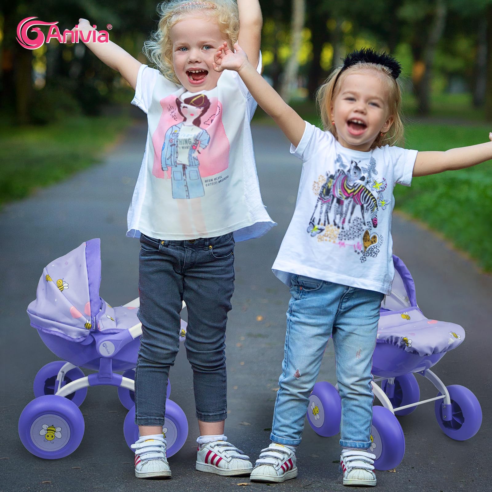ANIVIA DT301Purple stroller features a handy storage basket for extra outfits.