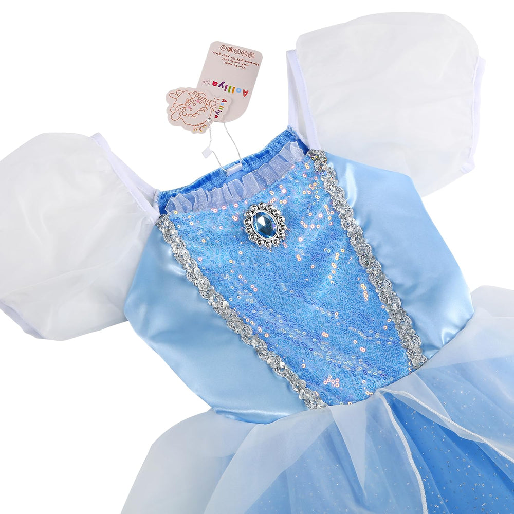 Aolliya Wand accessory enhances imaginative play with the dress-up set.