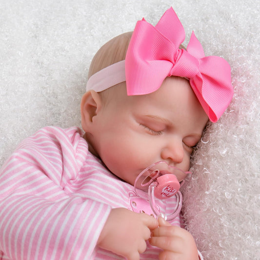 Aori Reborn Baby Dolls Girl 20inch face close-up showing hand-painted realism for lifelike appeal.
