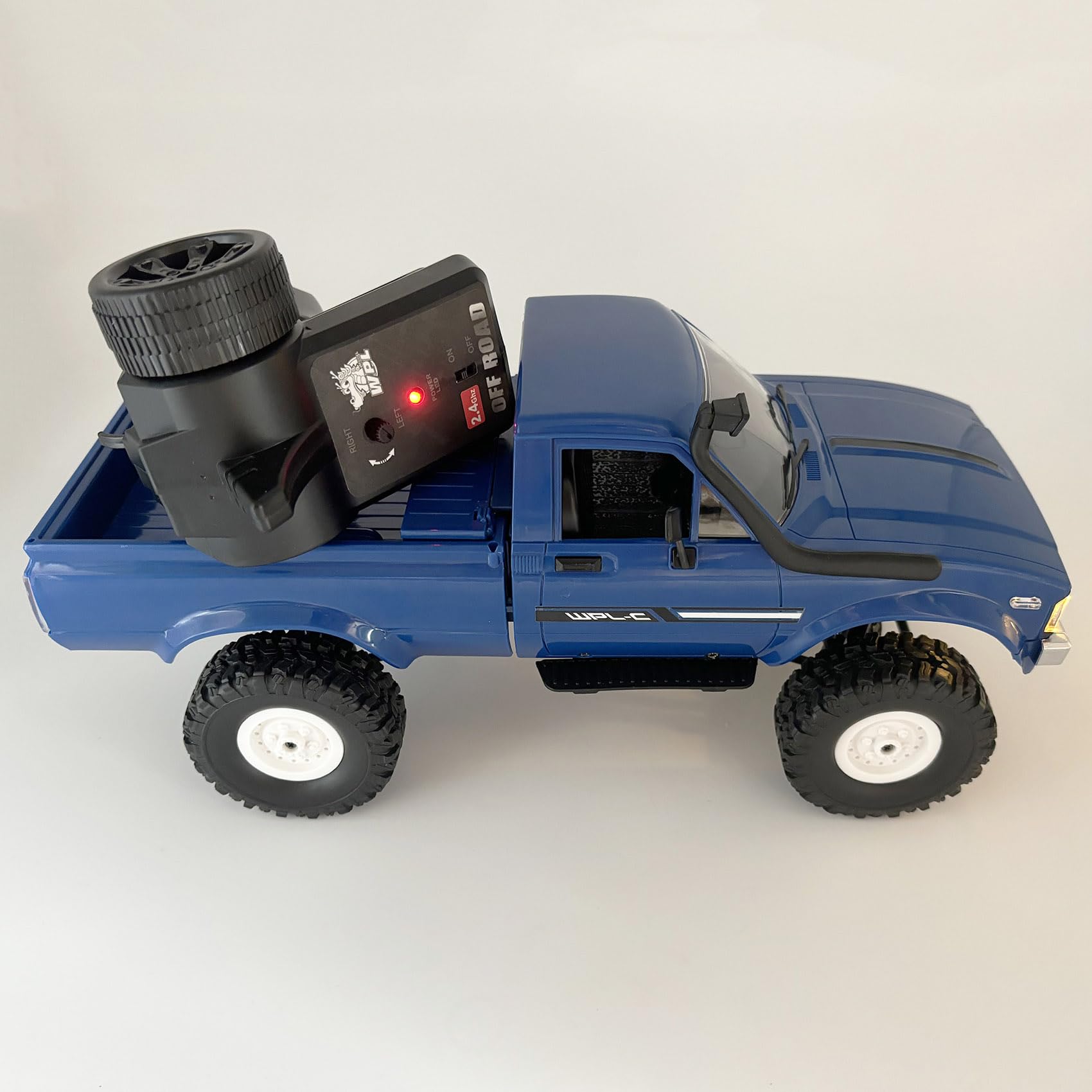 Apawband RC Crawler 4x4 chassis ready for tough terrains