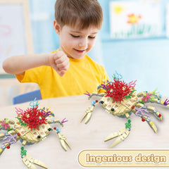 Apcute crab model with movable claws ideal for interactive learning and play