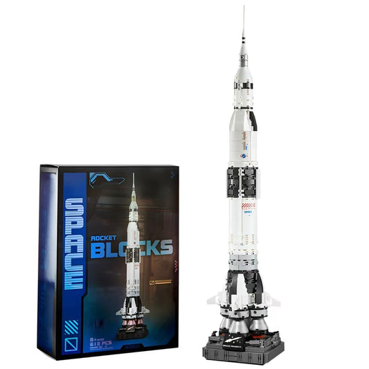 APENGBAOL Saturn V rocket model with 613 bricks makes an inspiring desktop centerpiece.