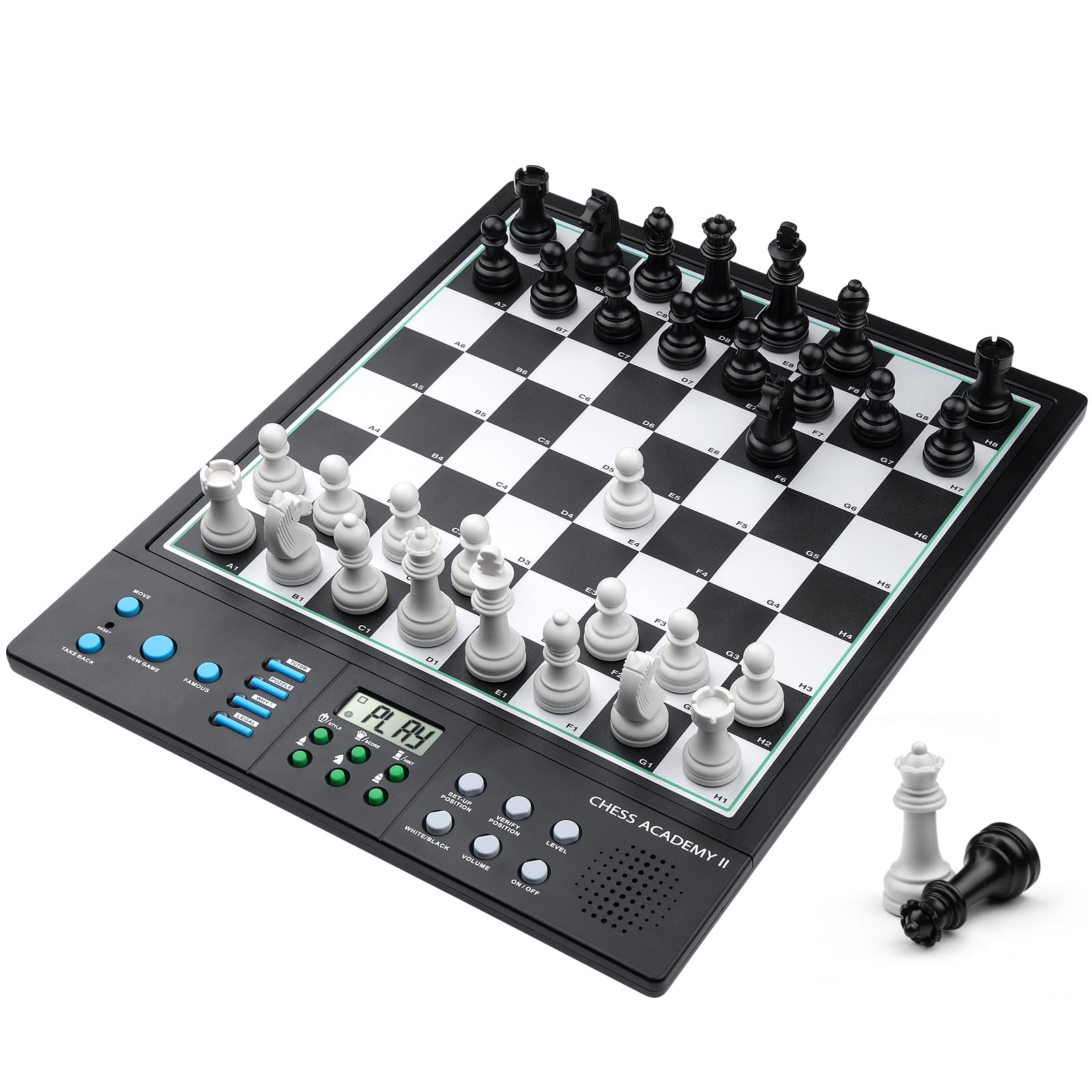 APMCETL LC2B chess board close-up showing comfortable pieces and magnetic stability.