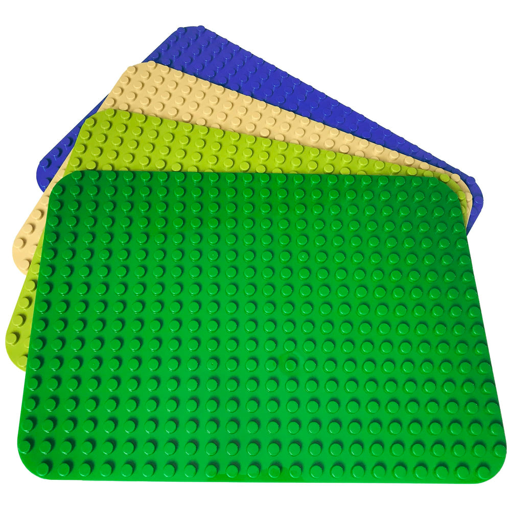 Apostrophe Games base plate green for versatile brick building on floors and tables.