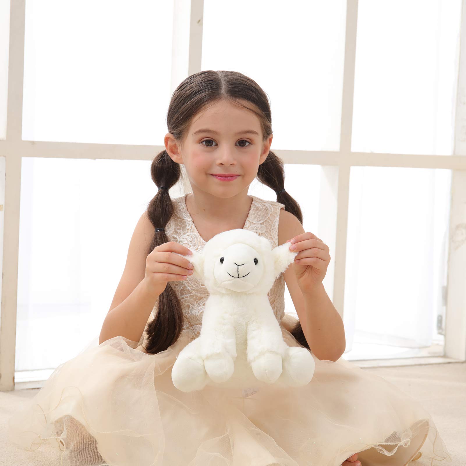 Apricot Lamb plush uses premium polyester for soft texture