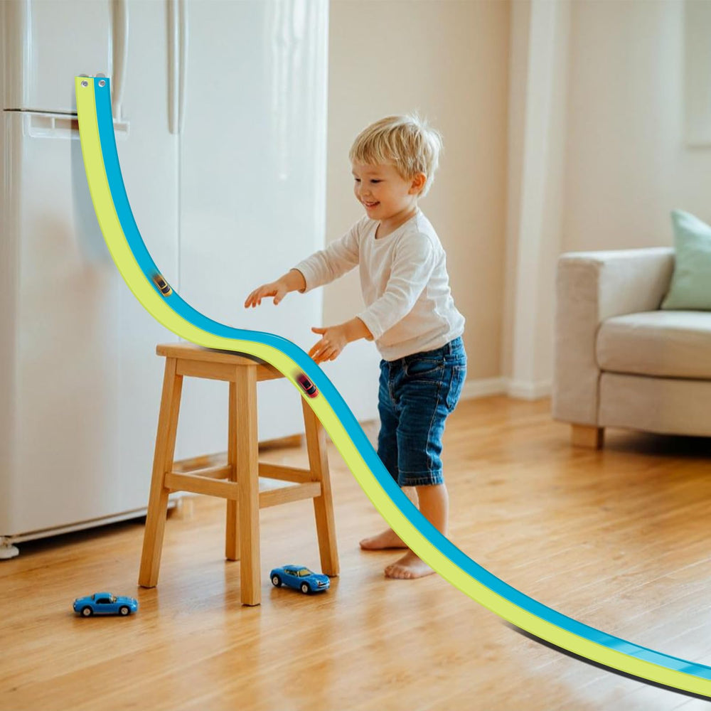 AQFR Flex Tracks age-3-plus starter set invites creative play and family fun.