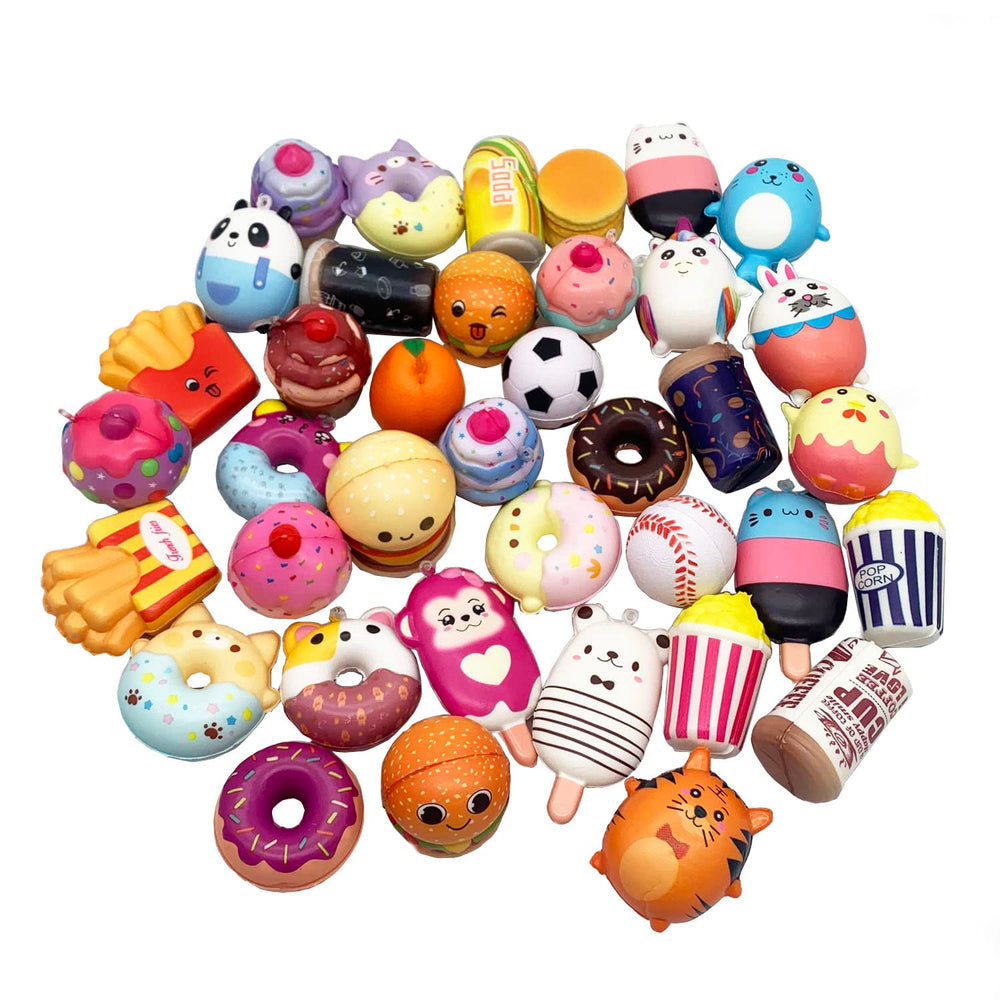 Cake-pattern squishy from the Aqueens 30-pack for creative play