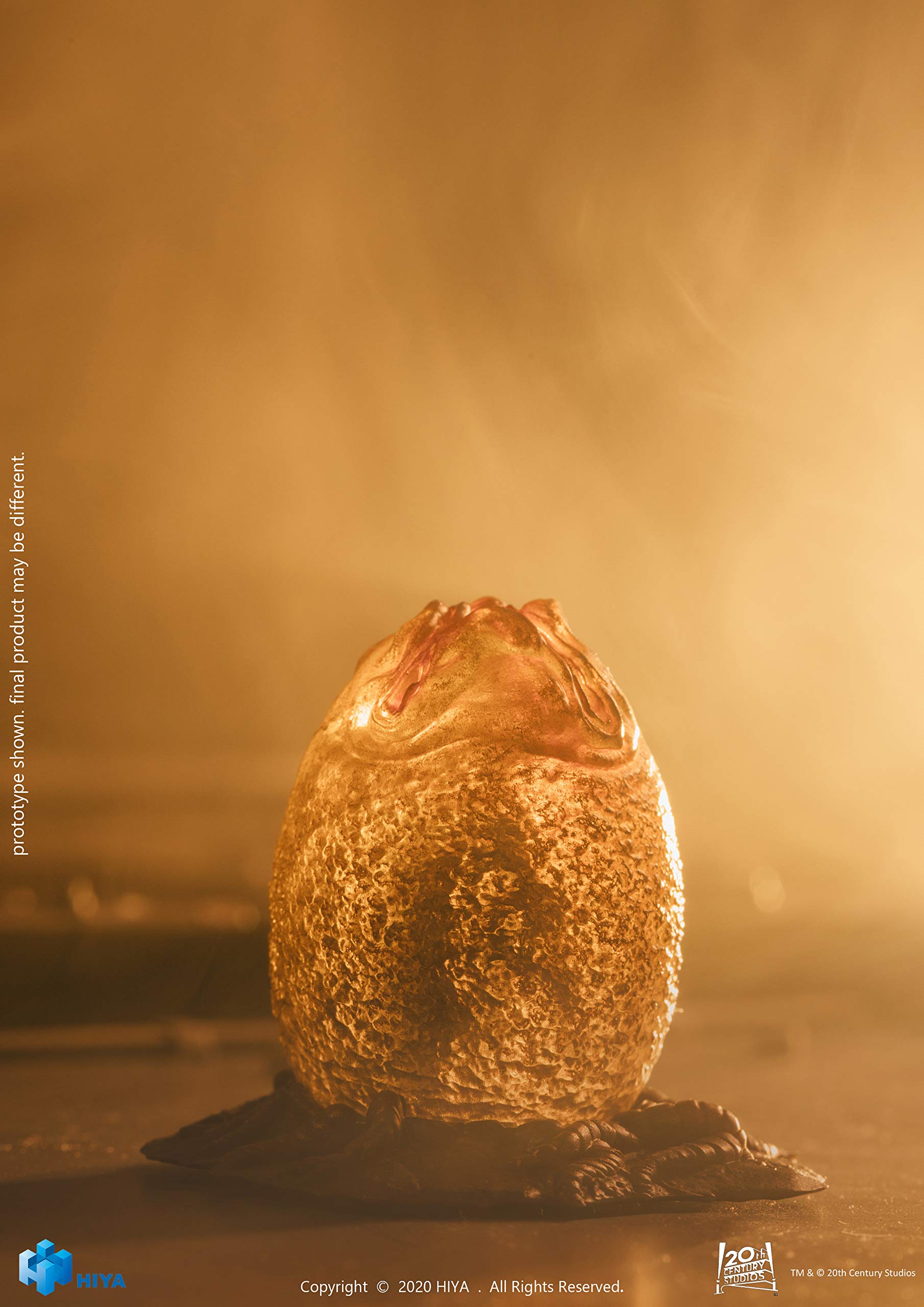 Hiya Toys Exquisite Mini Series three facehuggers for dynamic posing.