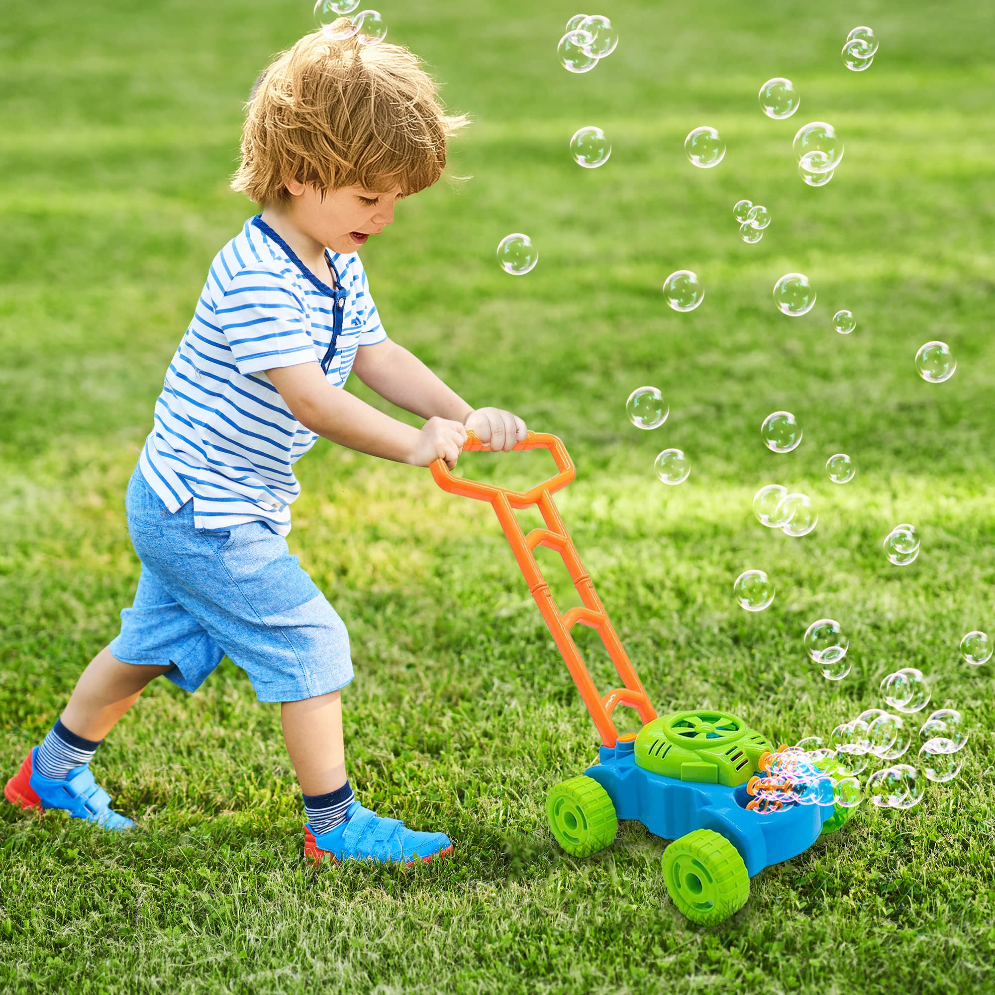 ArtCreativity bubble lawn mower durable plastic design withstands enthusiastic play.
