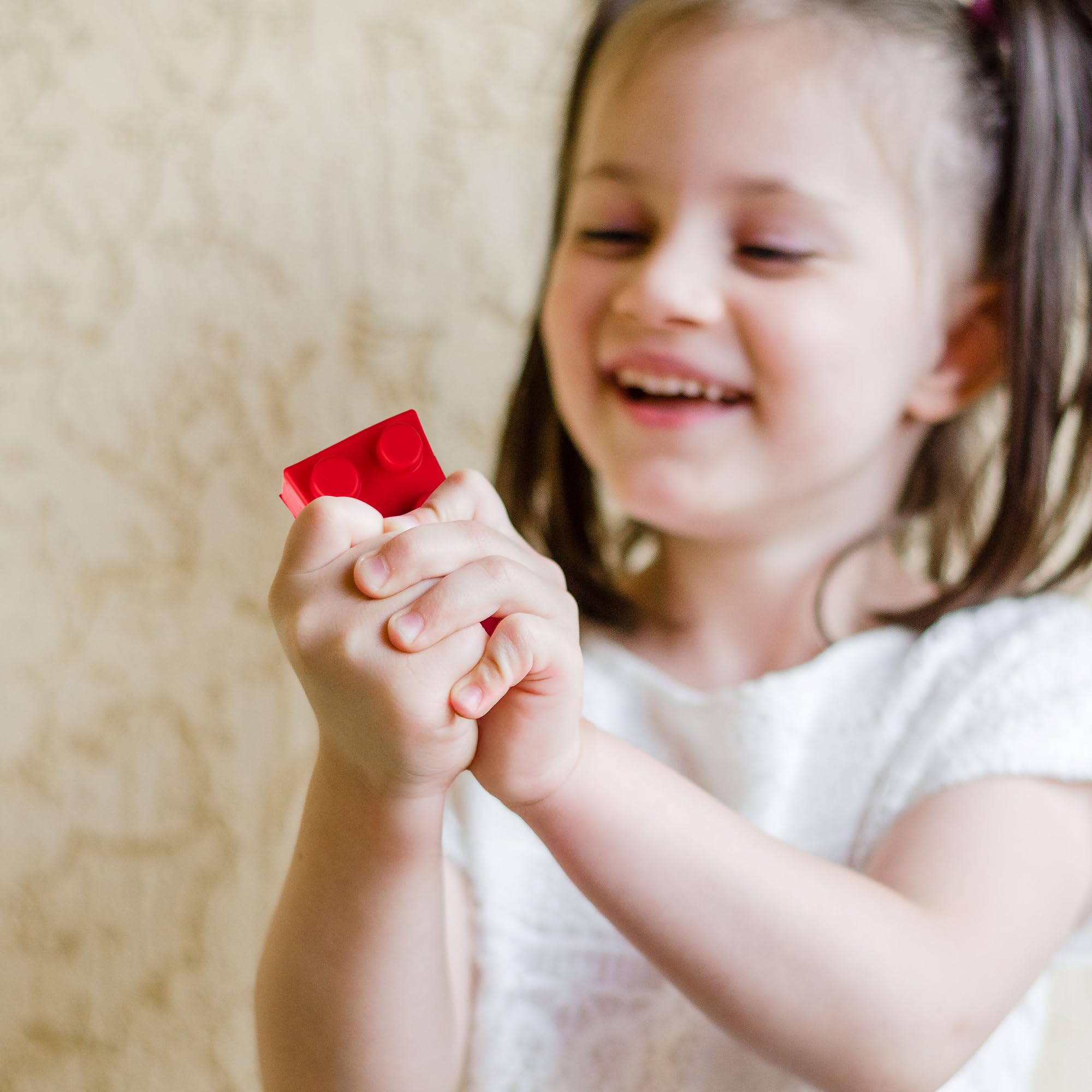 ArtCreativity building-block squeeze toy classroom-friendly for focused learning breaks.