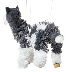 Artisan Owl soft yarn body with wooden feet for a balanced, lifelike look.