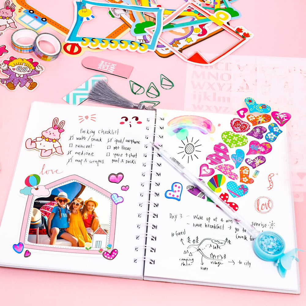 Arulis DIY Journal Kit decorative tapes illustrate borders and color accents.