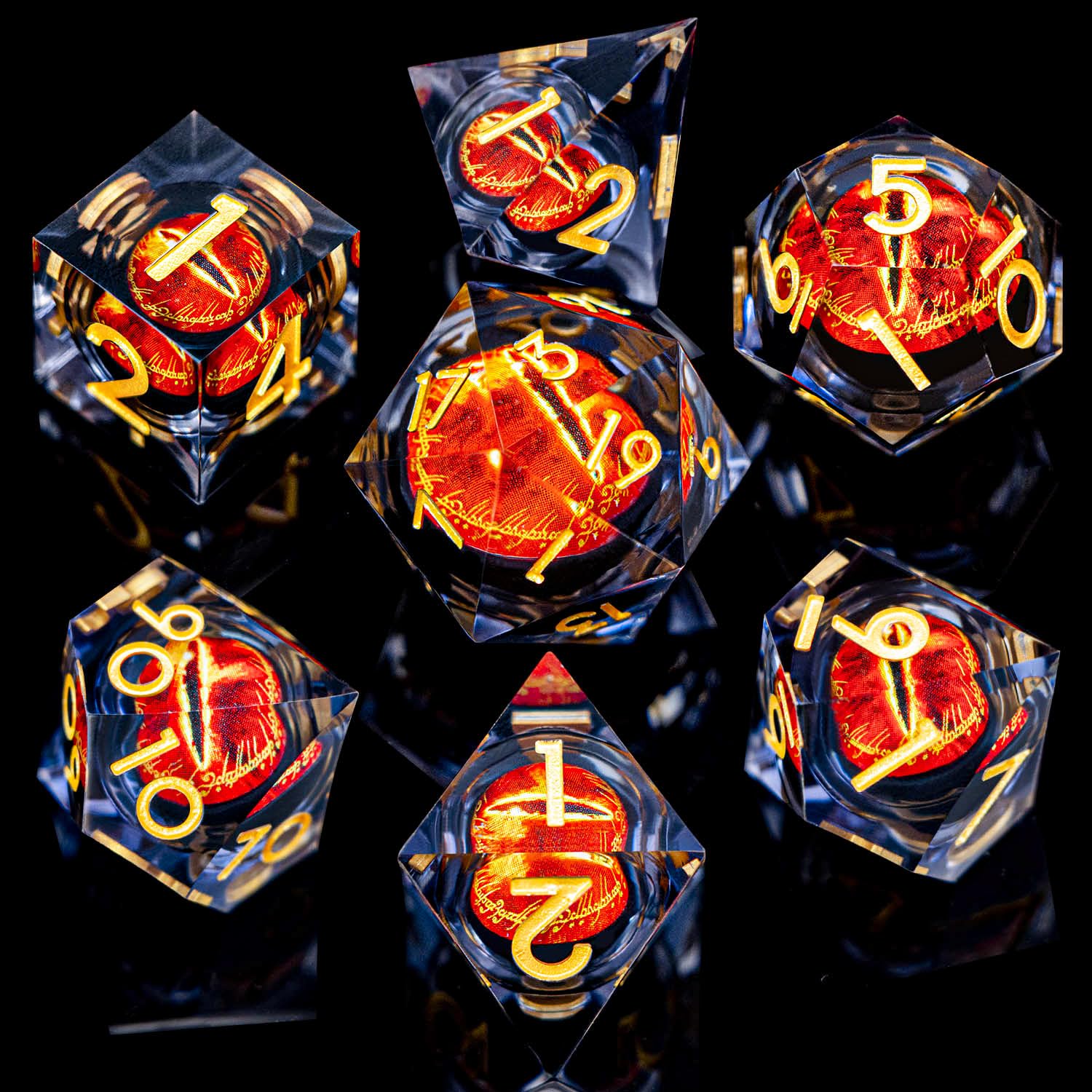 ARUOHHA D20 sharp-edged resin dice stored in stylish metal box