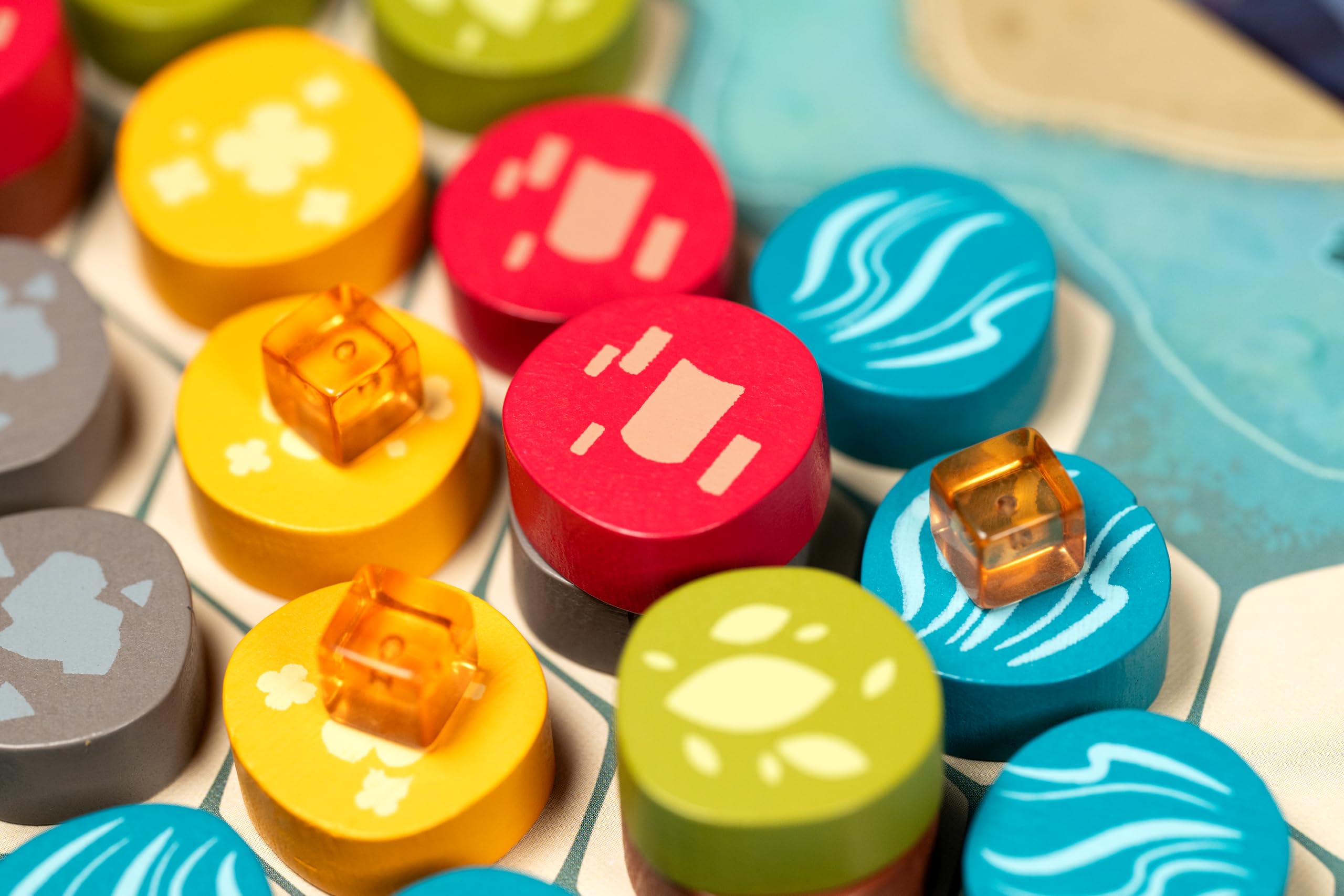 Asmodee Harmonies expert mode adds advanced rules for seasoned players seeking depth.
