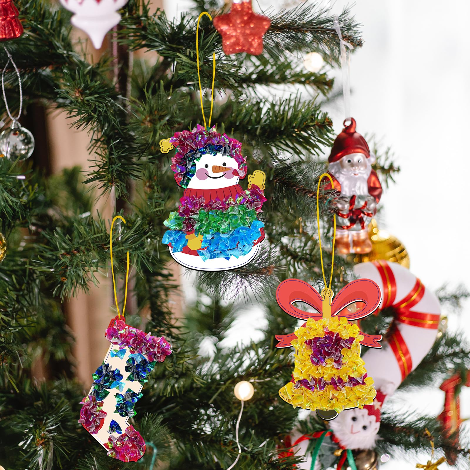ATFUNSHOP Christmas ornaments DIY scene showing mess-free activity for mindful play.