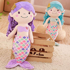 Athoinsu soft plush material, a cozy companion for travel and naps.