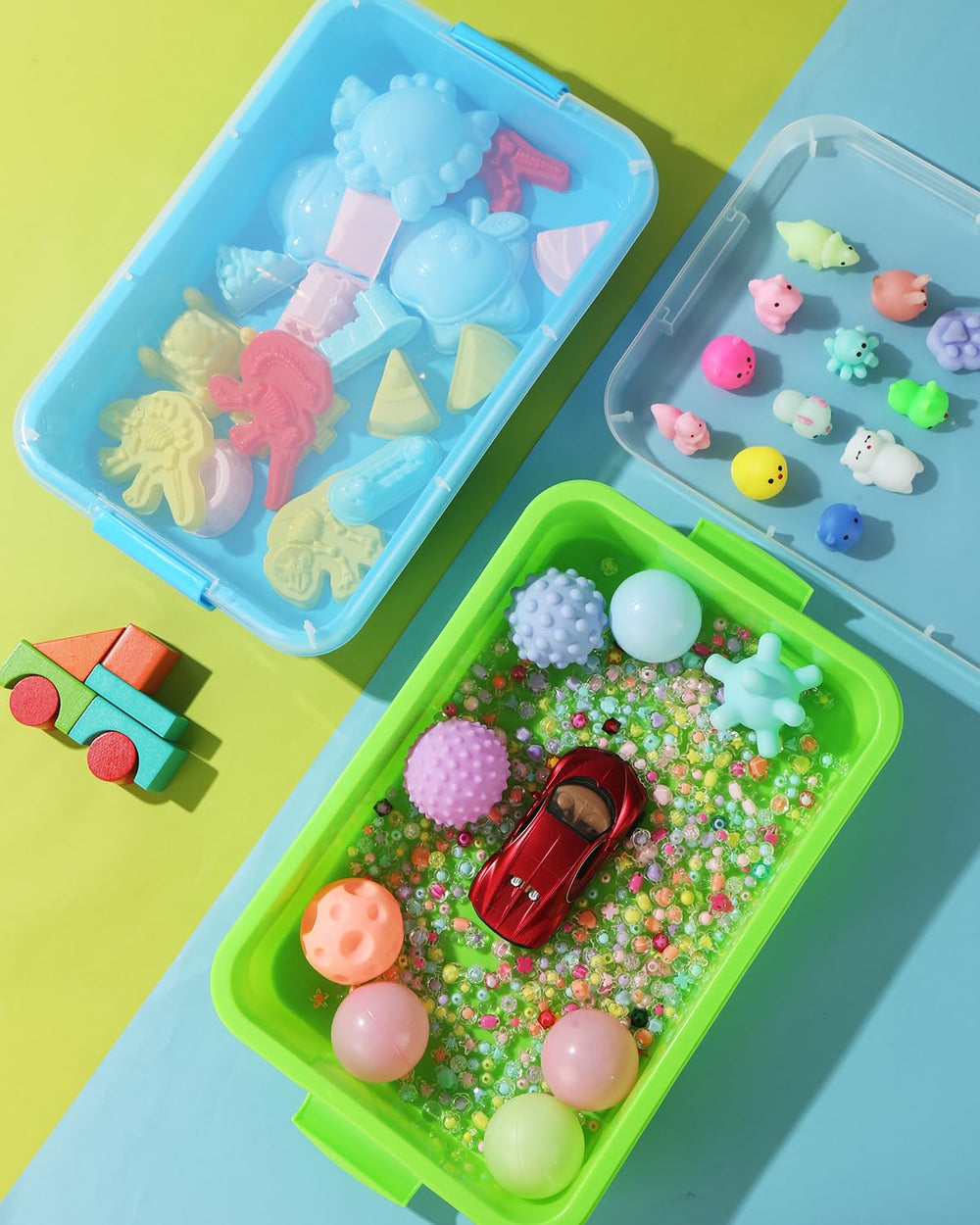 AtMini Sensory Bin multipurpose design suits sand, water, and beads.