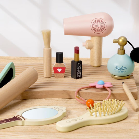 Atoylink wooden perfume bottle adds realistic feel to pretend grooming