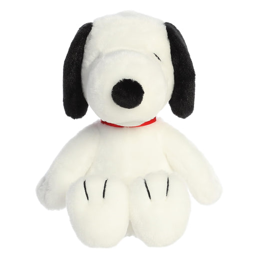 Aurora Adorable Peanuts Snoopy floppy plush face shot emphasizes friendly charm and collectibility.