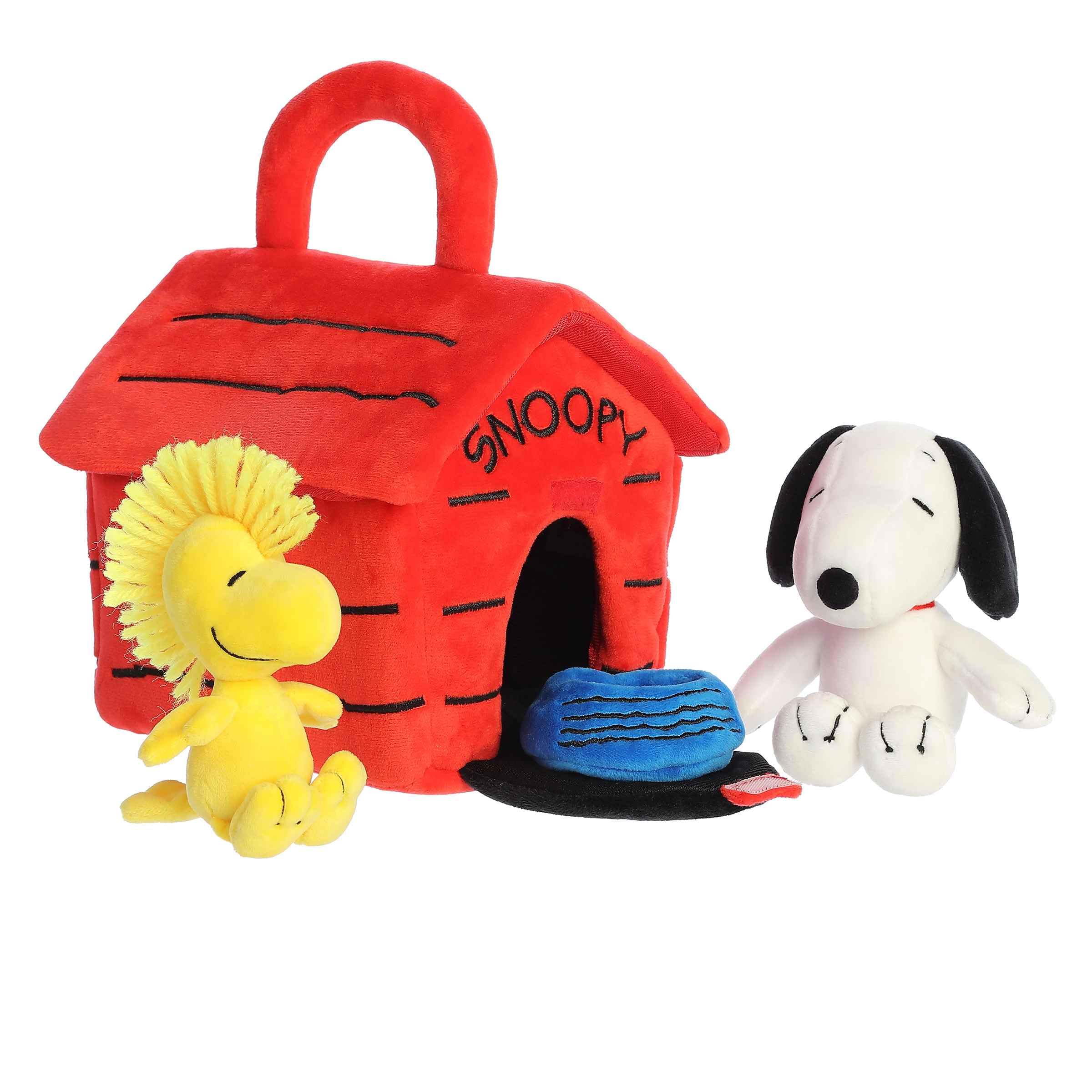 Aurora licensed Peanuts product for collectors and fans.