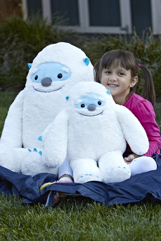 Aurora Yulli Yeti plush shows soft white plush for everyday comfort
