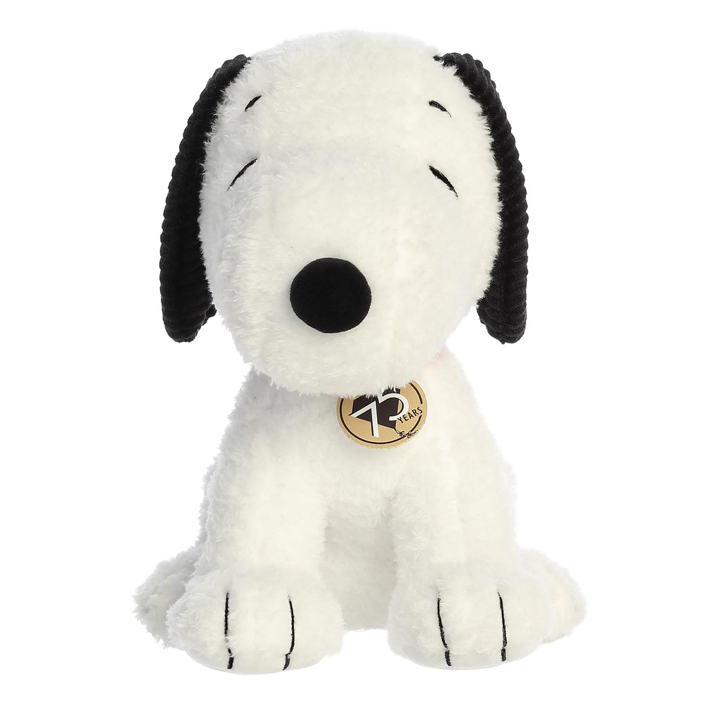 Aurora Snoopy classic design with red collar for nostalgic display and play.