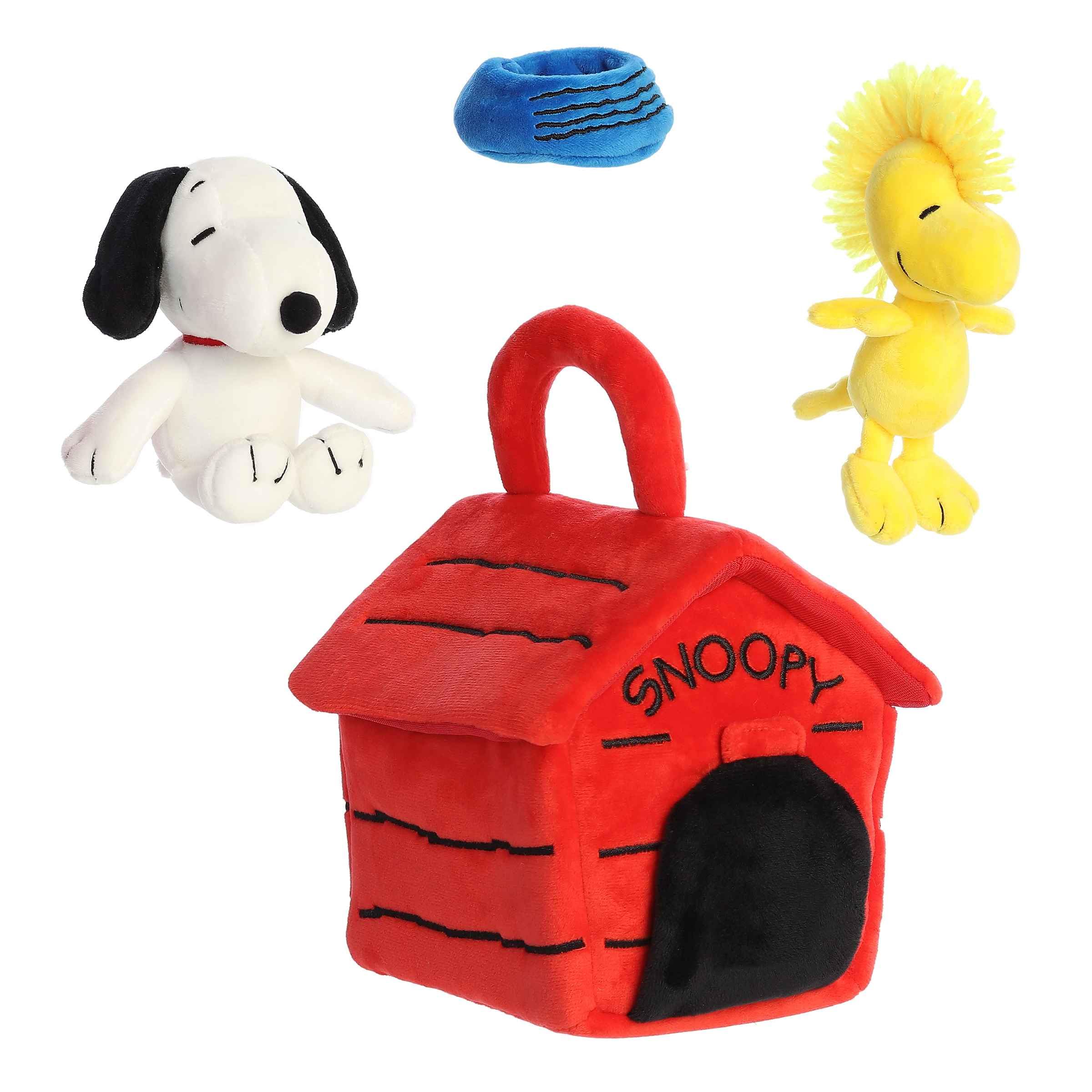 Aurora Woodstock plush adds whimsy to Peanuts scenes.