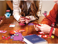 Disease icons and quirky visuals in Organ Attack