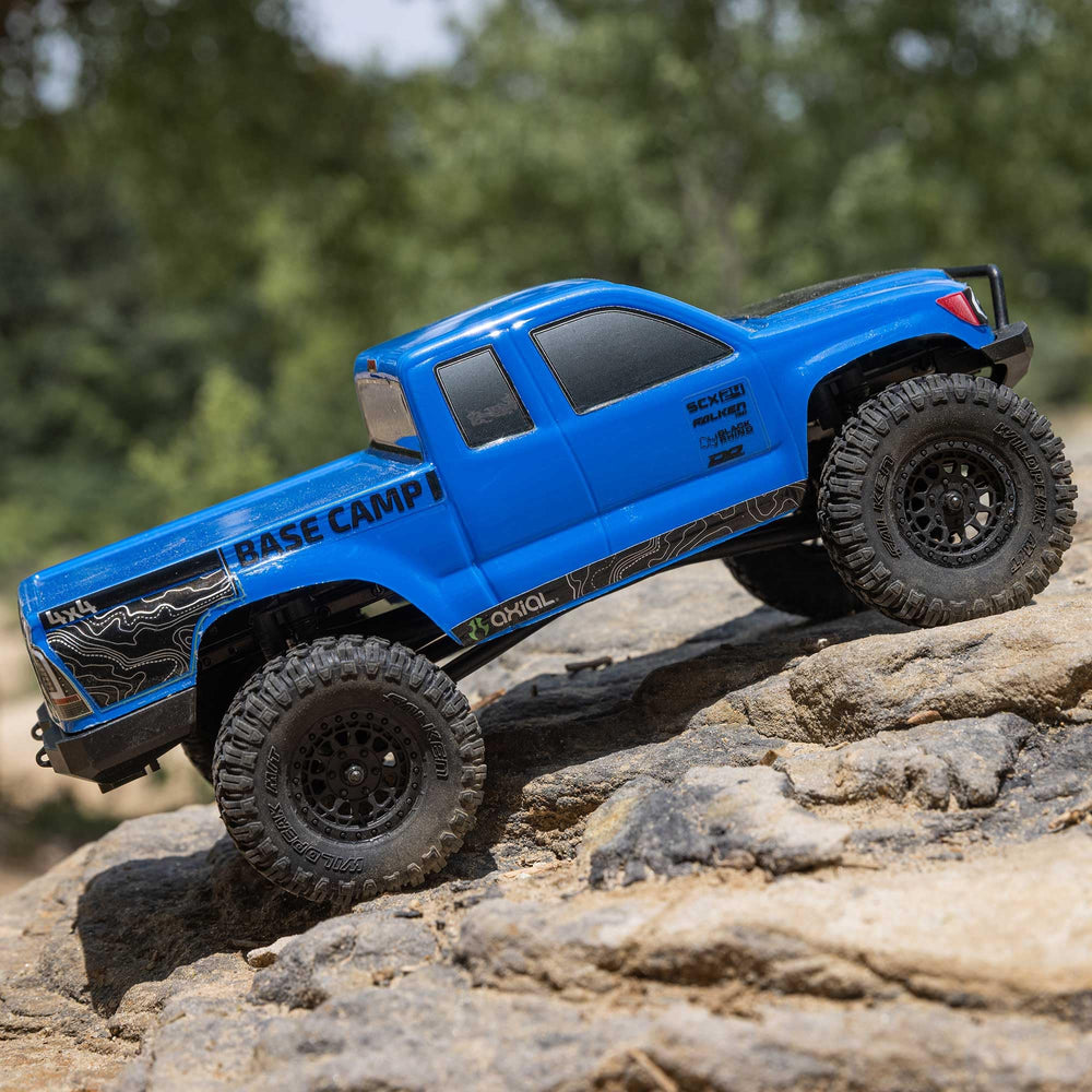 Axial Spektrum SLT2 radio system image highlights precise control for confident driving.