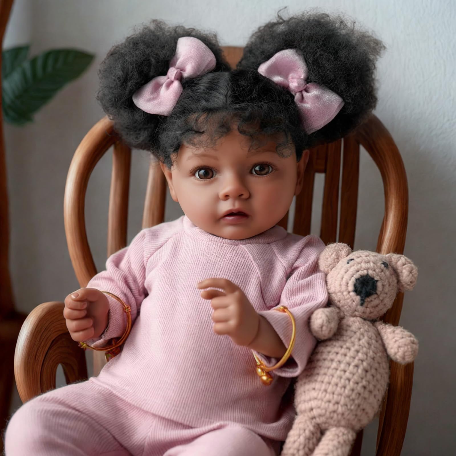 BABESIDE Daisy delicate eyelashes complete the realistic look for pretend play.